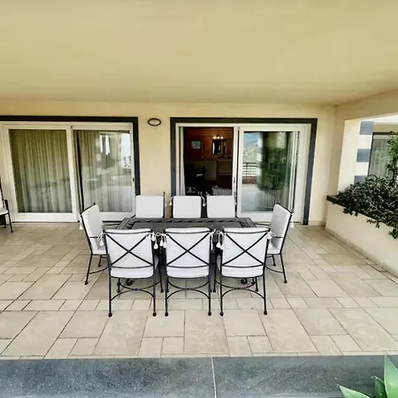 Panoramic In تاورمينا