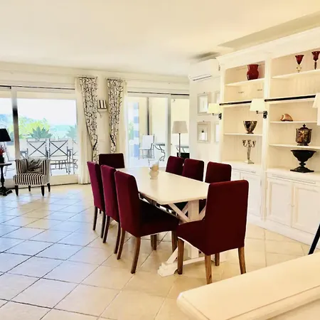 Panoramic In شقة تاورمينا